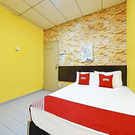 Oyo 90363 Nyamanya Inn Kuantan Extérieur photo
