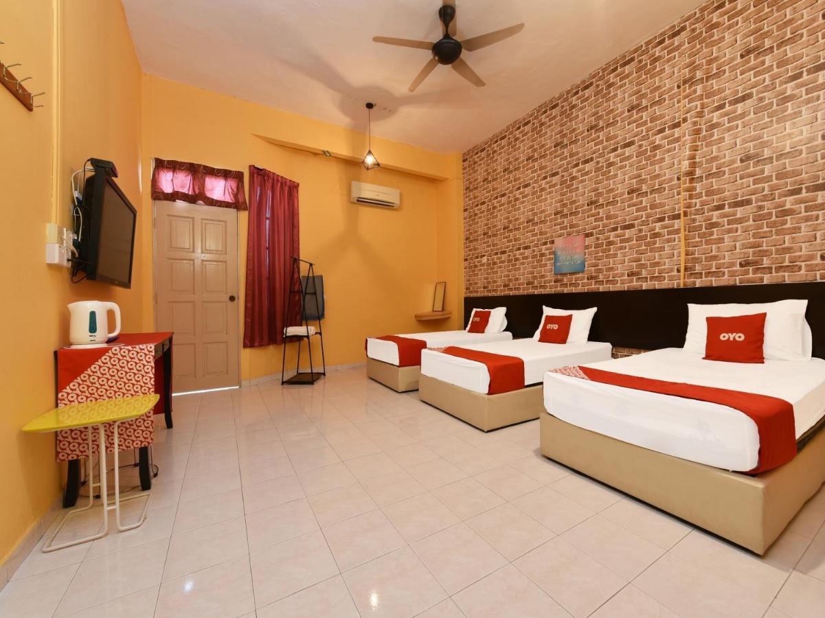 Oyo 90363 Nyamanya Inn Kuantan Extérieur photo