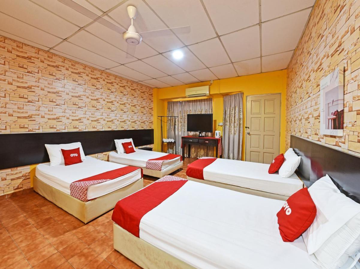 Oyo 90363 Nyamanya Inn Kuantan Extérieur photo