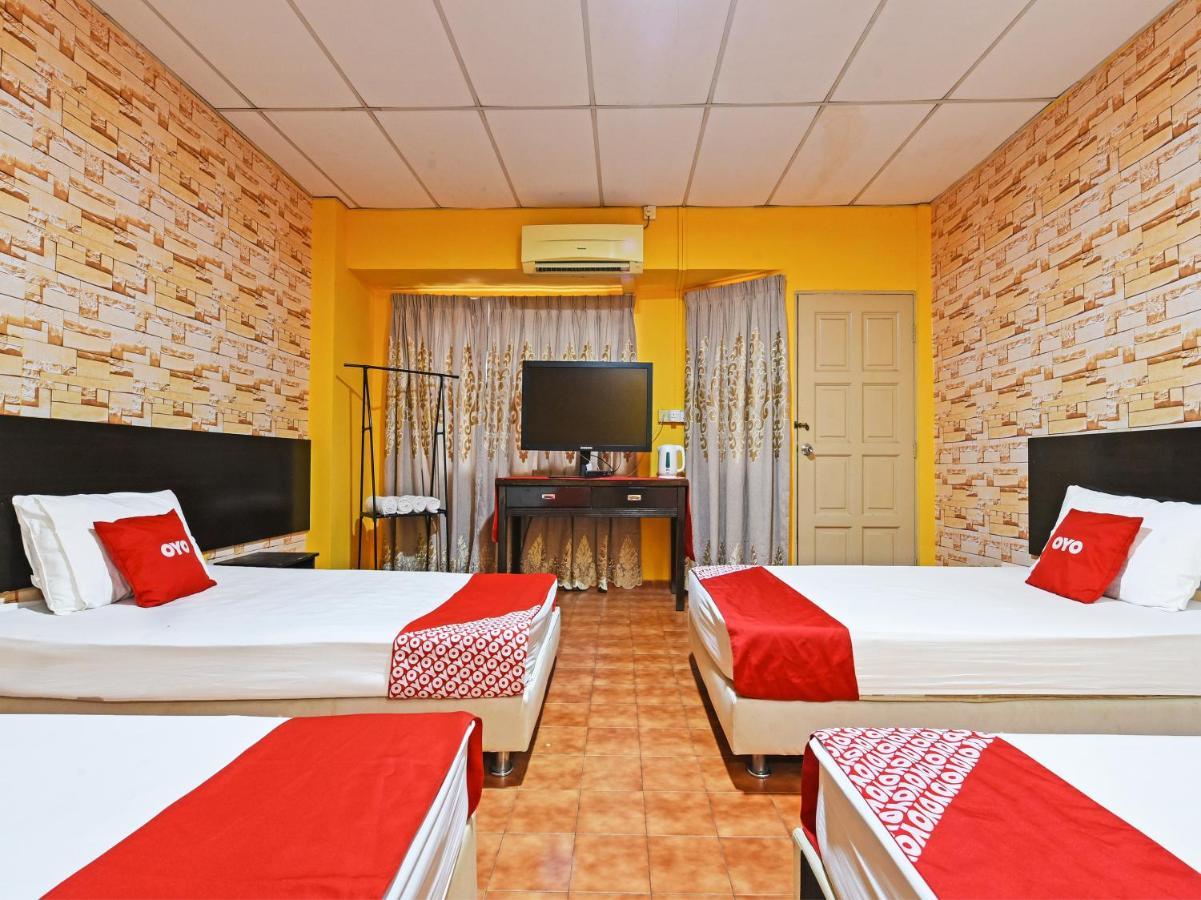 Oyo 90363 Nyamanya Inn Kuantan Extérieur photo